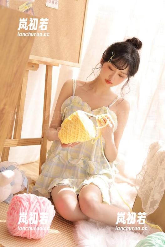 你绝对不能错过的Umeko J最新和服图册，感受古韵与潮流的碰撞！